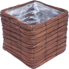 資格の茶色いバスケット