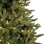 クリスマスツリの暖色のライト