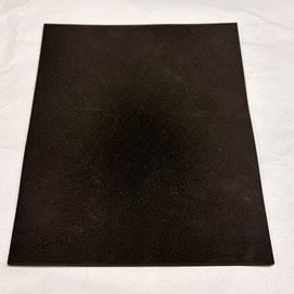 黒くて長方形の吹き上げシート