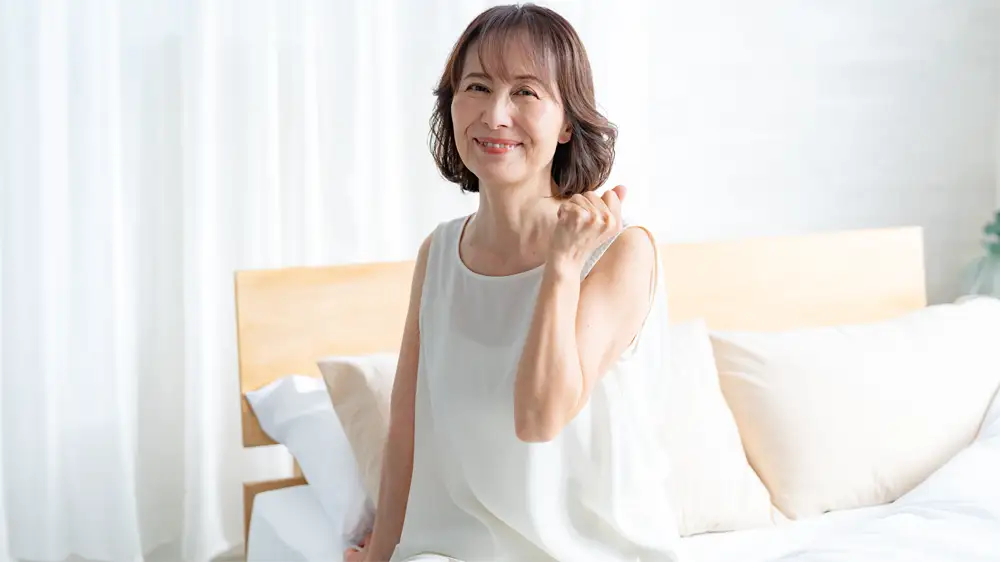 元気のある高齢女性の画像