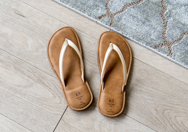 ロクサン レザーインドアサンダル