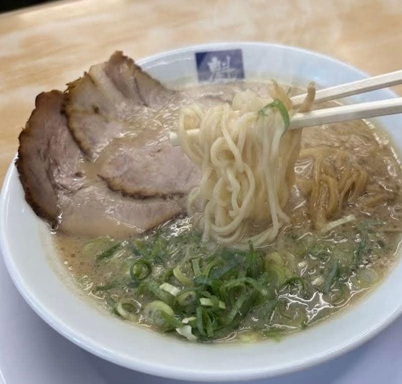 魁龍 麺上げ写真