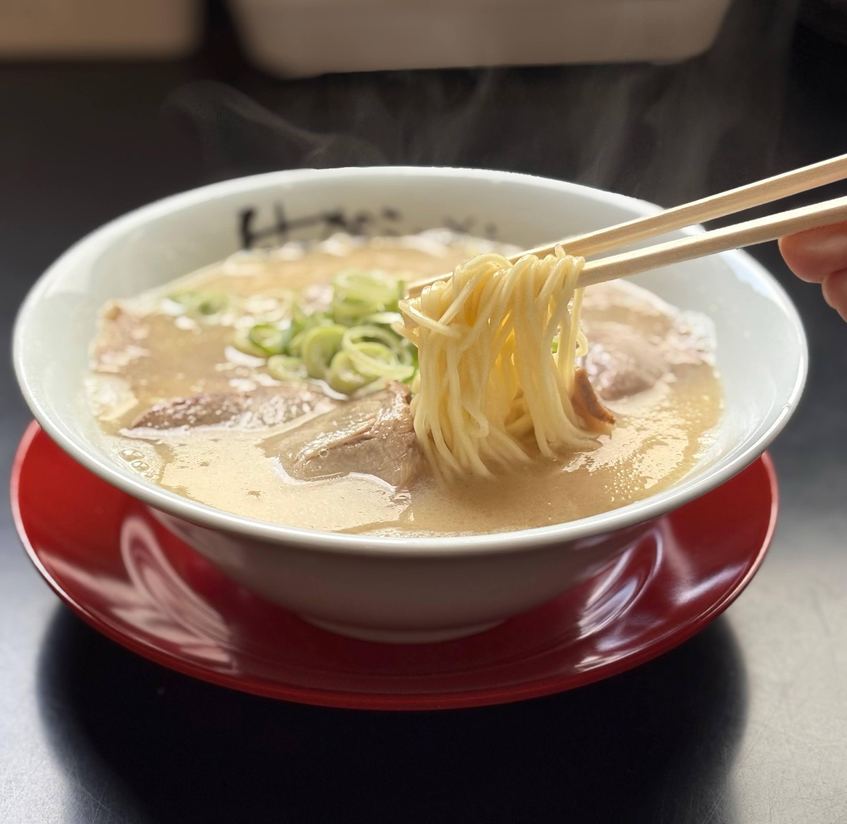 一休軒ラーメン 麺上げ