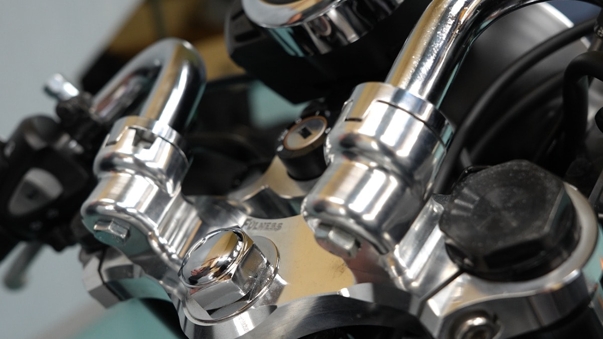 治具での面圧・繰返し検査