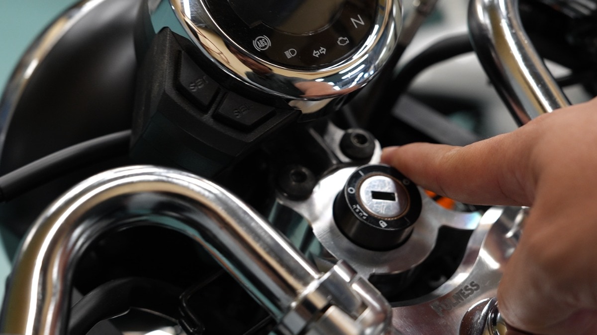 治具での面圧・繰返し検査