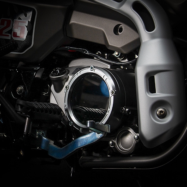 CT125エンジン部分への取り付けイメージ