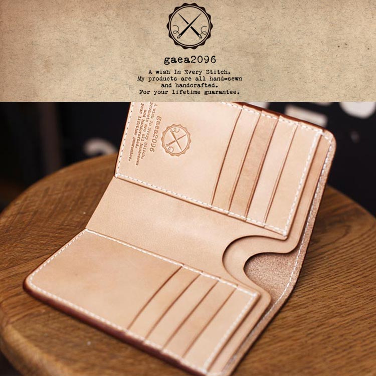 HORWEEN社製シェルコードバンのナチュラルで仕立てた、二つ折り