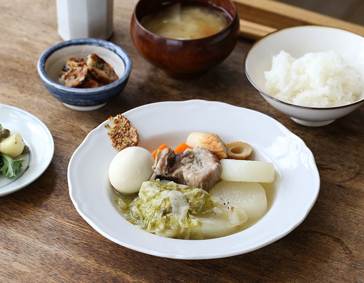 サタルニア プラガ パスタボウル 24cm Saturnia Praga