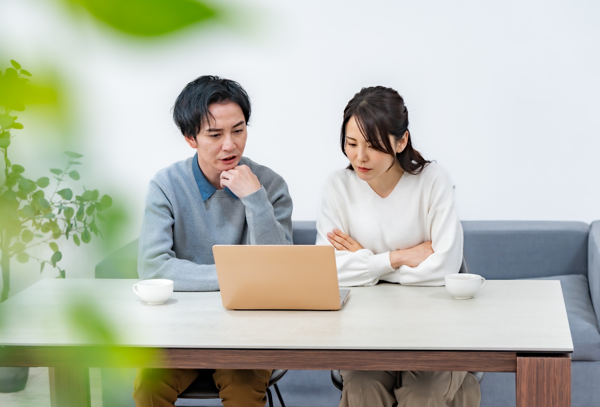 施工会社選びで迷うイメージ