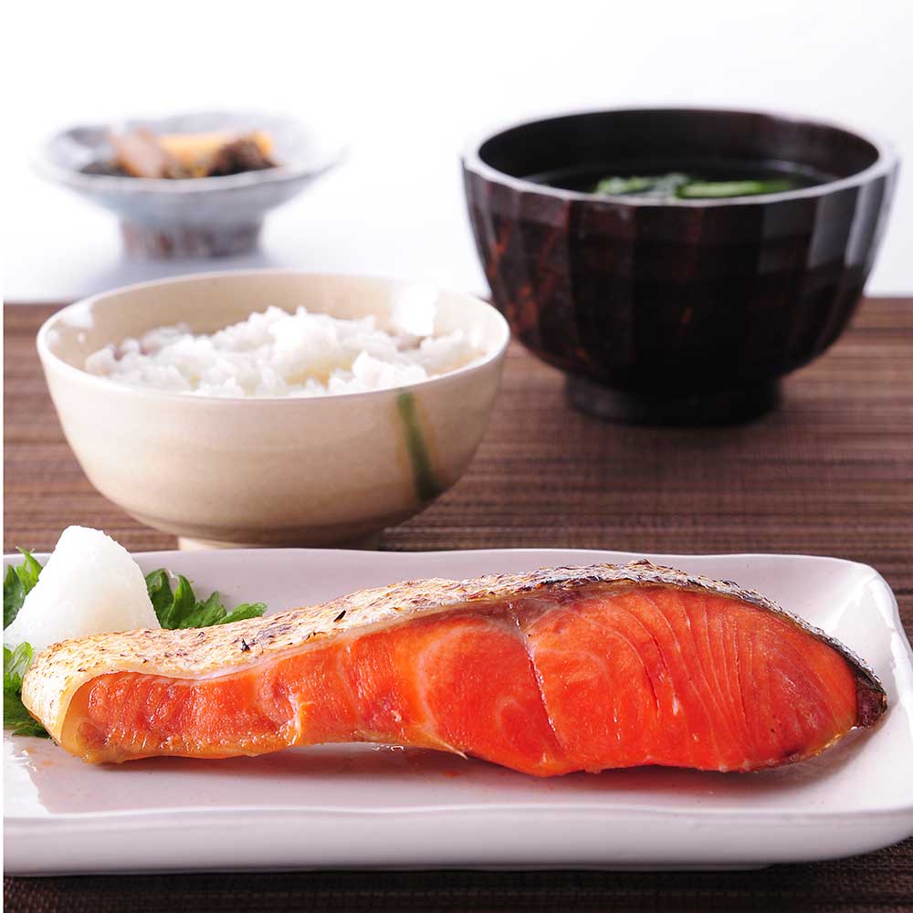 天然紅鮭8切｜新潟の通販サイト「ガタ市」