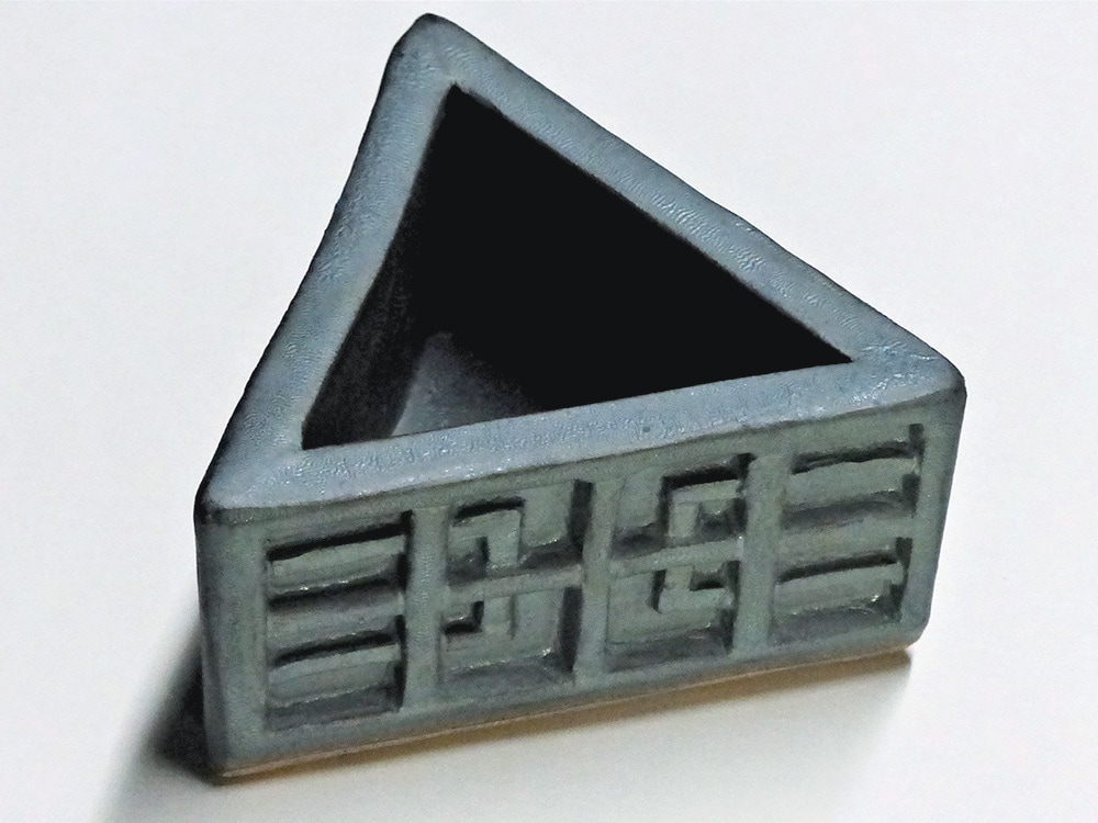 ぐい呑み「三角杯」