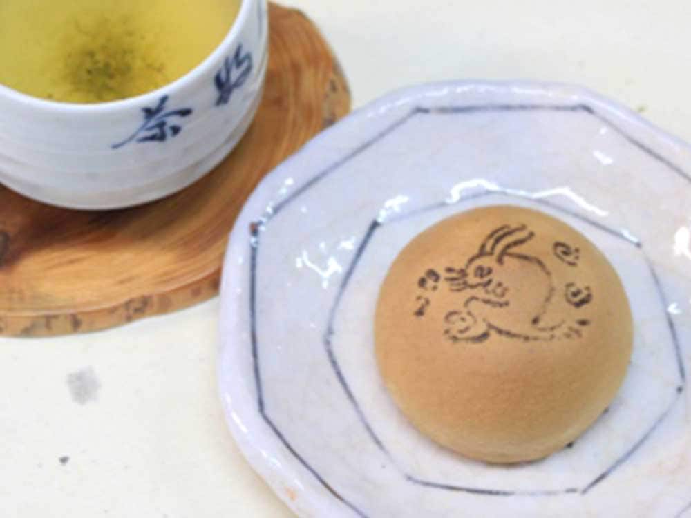 良寛上人　月の兎