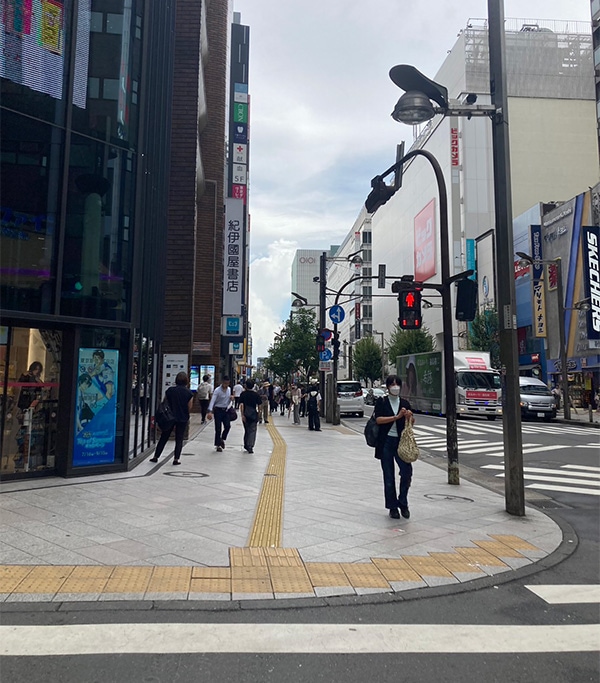 大人のための上質なシルバーアクセサリー通販｜新宿銀の蔵 実店舗のご案内