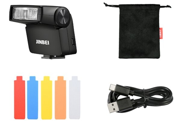 本体、USBケーブル、カラーフィルター（5種）、収納ケース