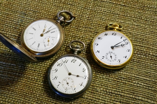 名古屋市での骨董品買取や古美術品、古道具、アンティーク