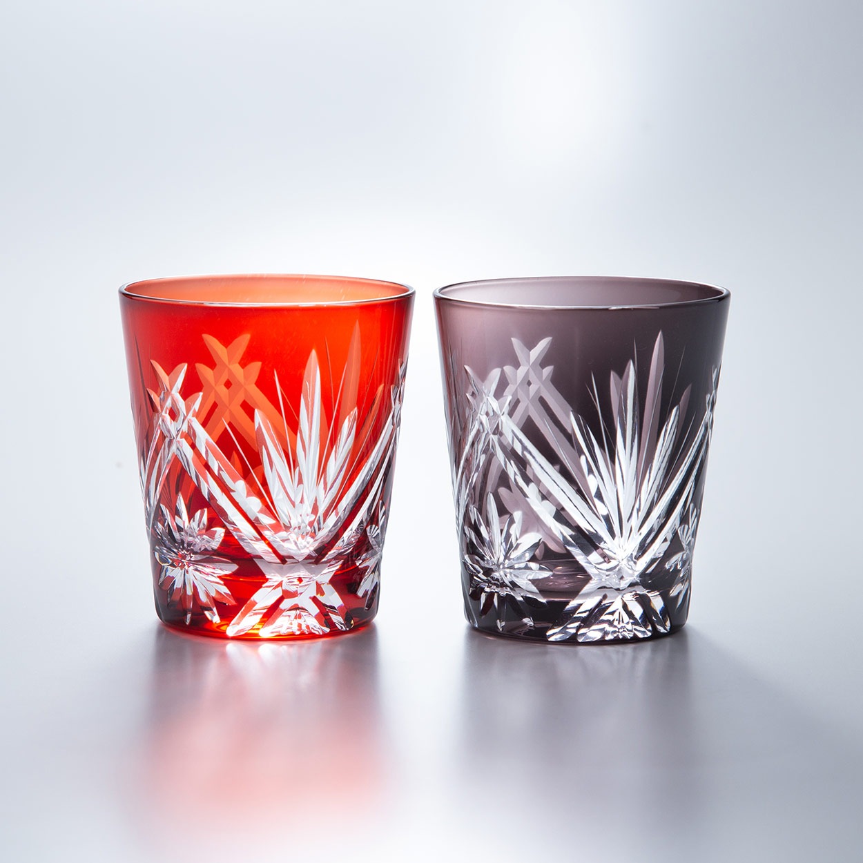 叙勲褒章叙位の記念品と額縁 切子フリーカップ ダイアモンドペア250ml 商品から探す キッチンテーブルウェア グラス タンブラー 叙勲褒章と叙位の額縁と記念品の専門店 株式会社松美堂