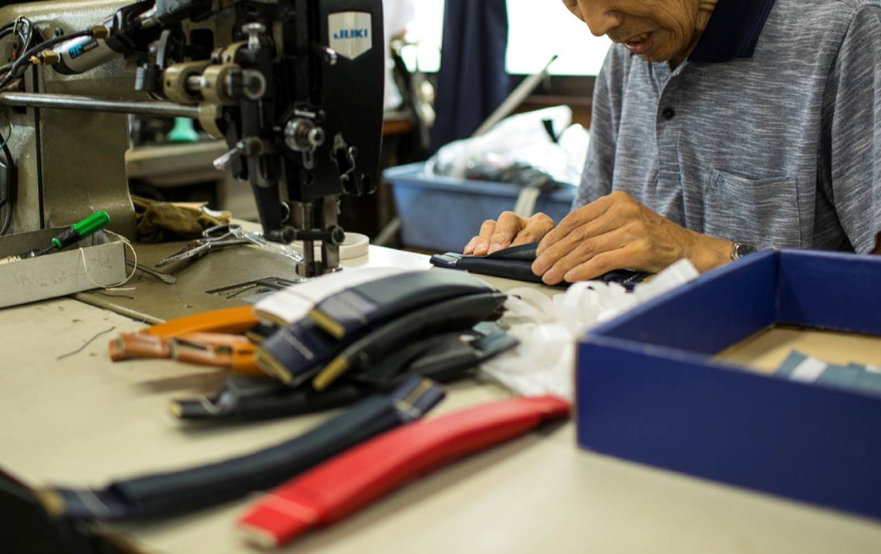 カーボン素材使用 軽量キャディバッグ