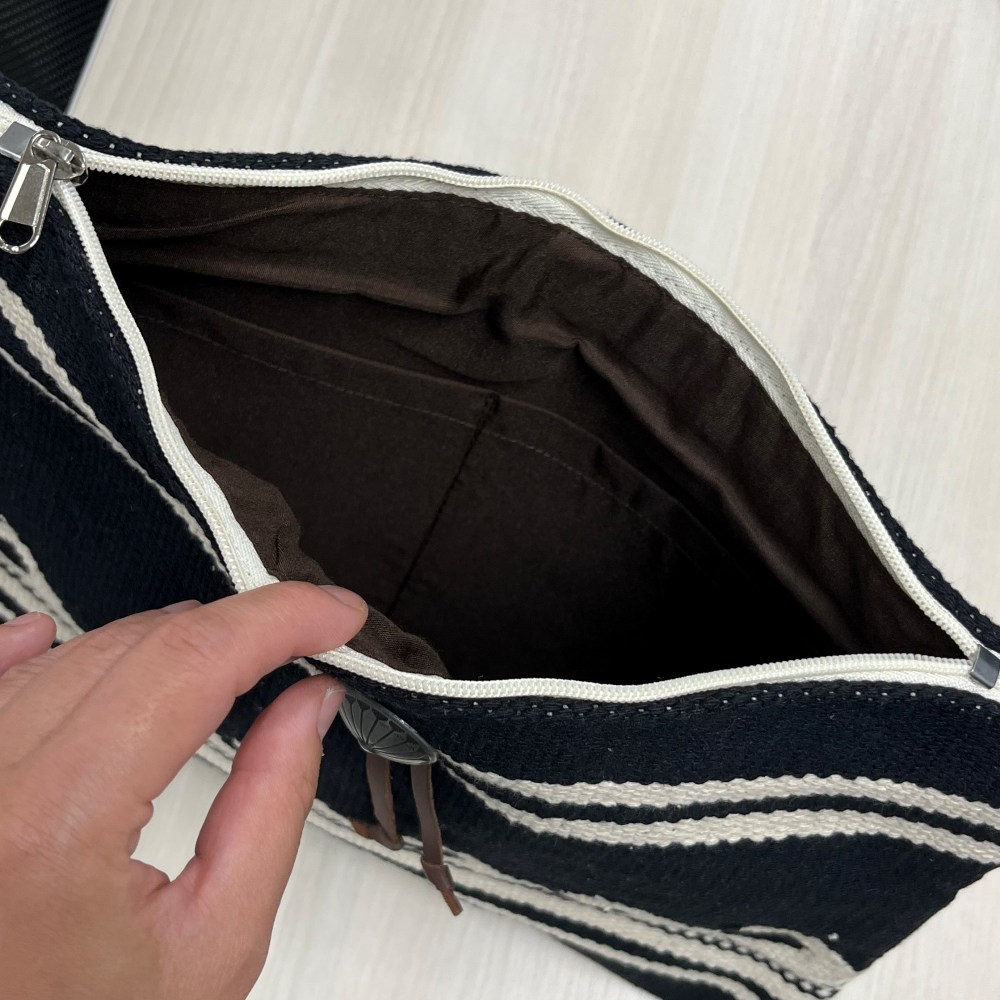 アミナコレクション 手織りサーフ柄トートバッグ・クラッチバッグ・ポーチ