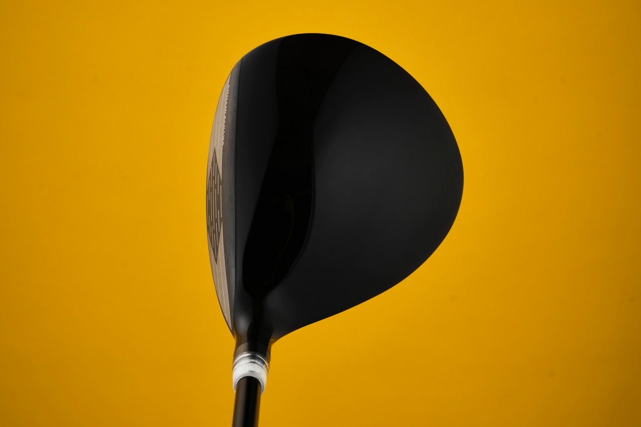 EMILLID BAHAMA CV10s_BLACK×NATURAL ROSSO