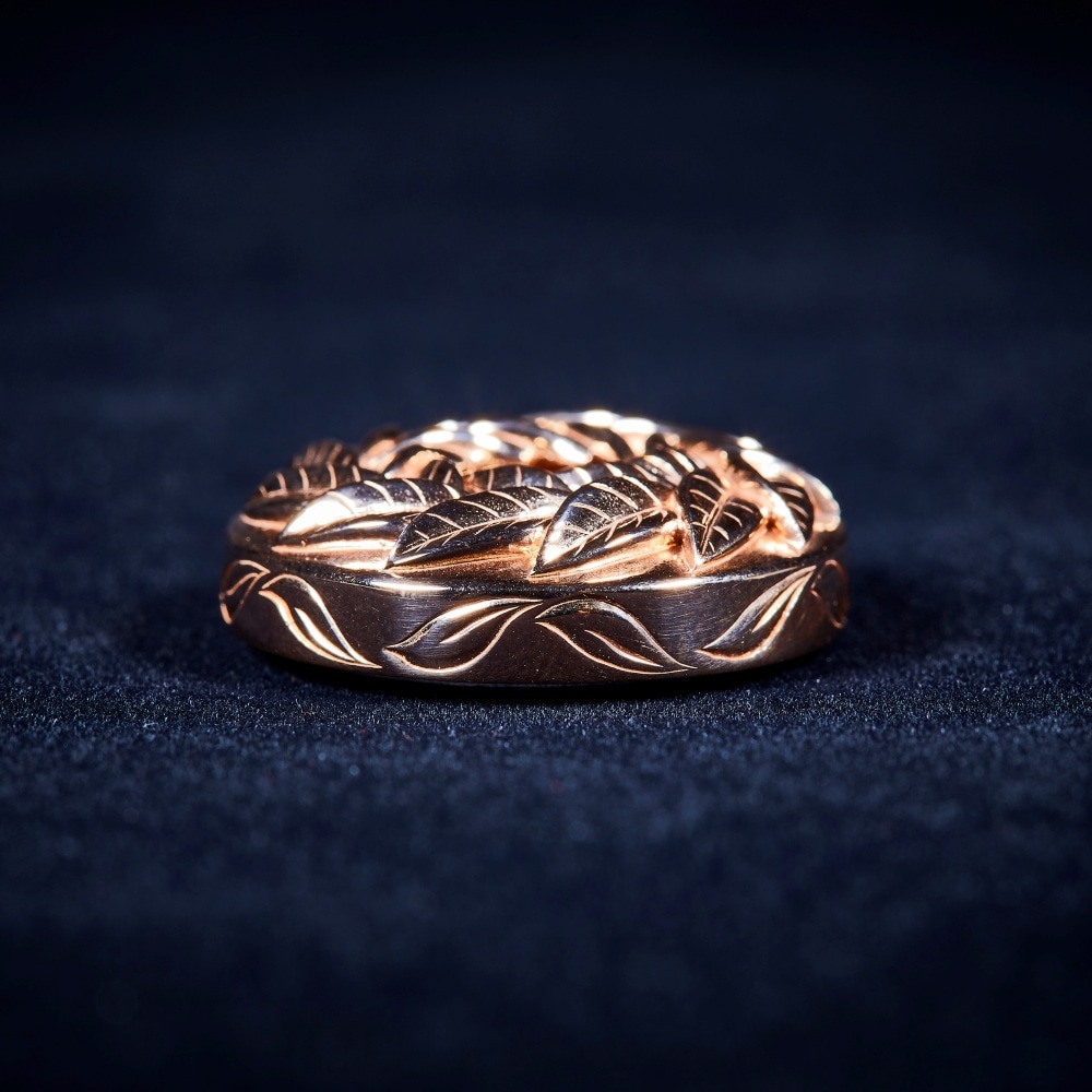 勝利の月桂樹モチーフ ダンシングストーンマーカー