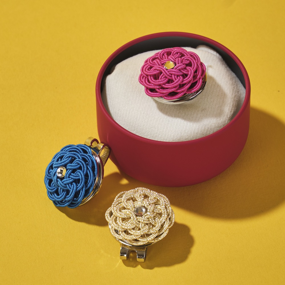 “真夏”に使ってもらいたい爽やかな2カラー