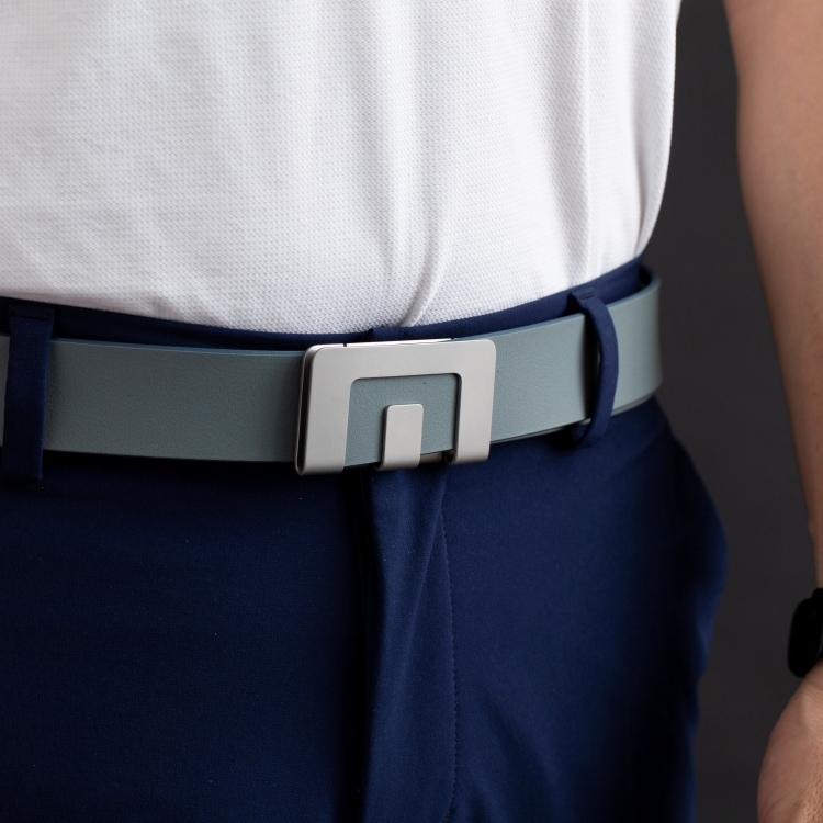 穴なしベルトの最終形態「MIN(ミン)ベルト」。高級感と使いやすさを