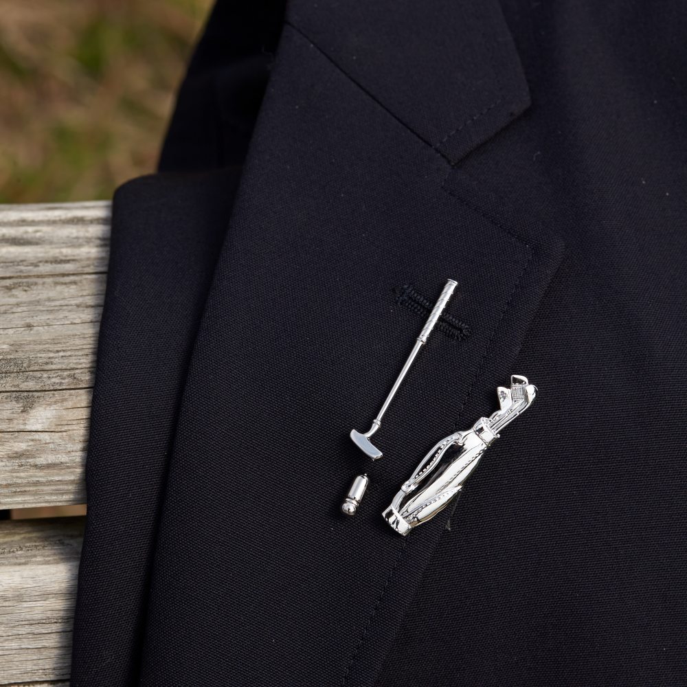 KIETHパターとキャディバッグのピンブローチ