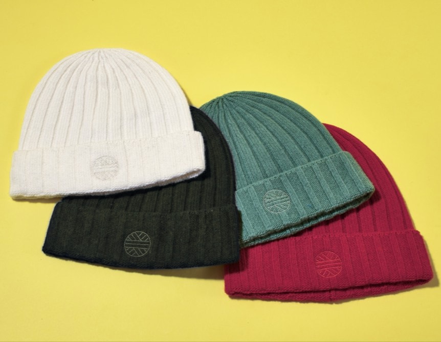WOOL＆CO ウール100％のニットキャップ