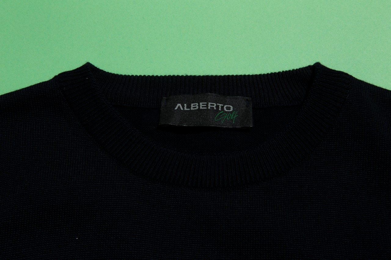 アルベルト　雨を弾く！ 撥水プルオーバーニット