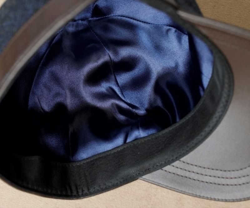 レザー使いヘリンボーン柄 ウールキャップ