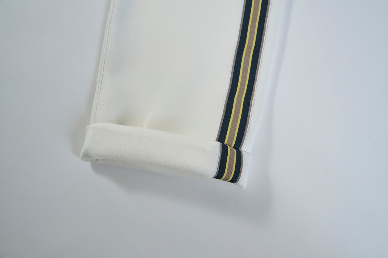 【ONO+8186】 レーヨンミックス ダンボール サイドストライプ・テーパードパンツ