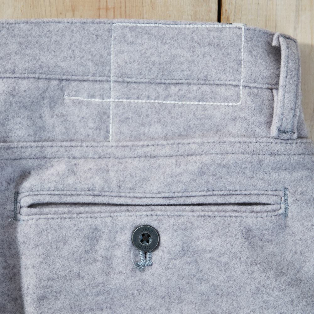 【【ONO+8186】 ニードルストレッチ テーパードパンツ