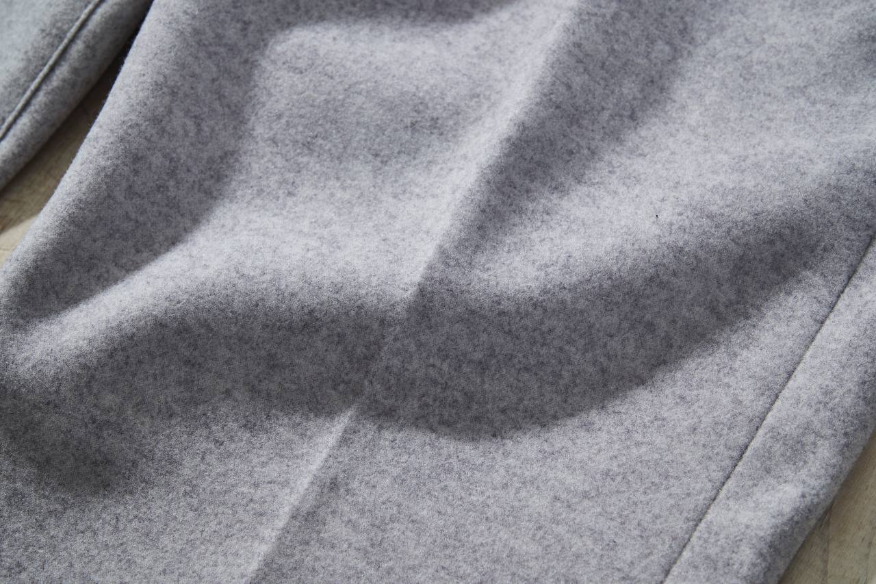 【【ONO+8186】 ニードルストレッチ テーパードパンツ