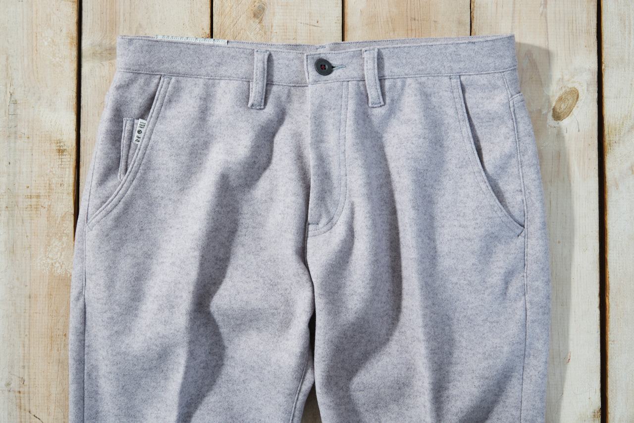 【【ONO+8186】 ニードルストレッチ テーパードパンツ