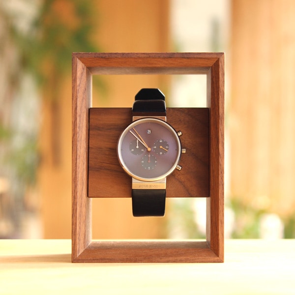 Display Frame for Watch」額縁の様に飾る 木のウォッチスタンド/北欧