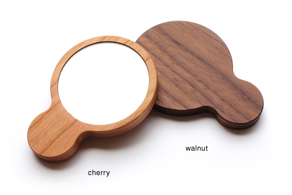 高級木材チェリーとウォールナットを使用した木製ハンドミラー