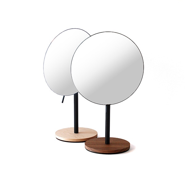 木目が個性を出す名刺入れ