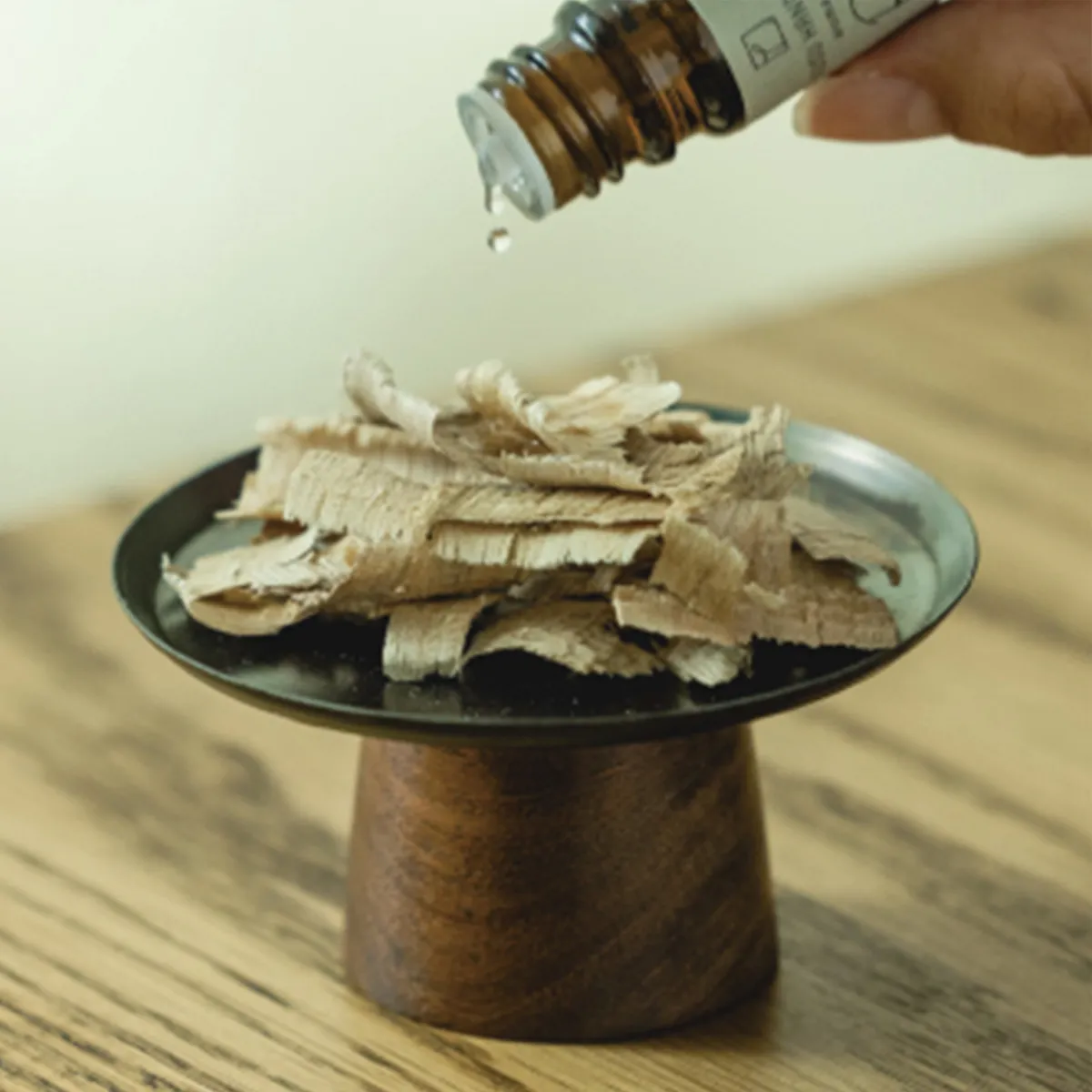 森の香りでほっとひと息つく時間をつくる「アロマミスト/ウッドチップ」が入荷