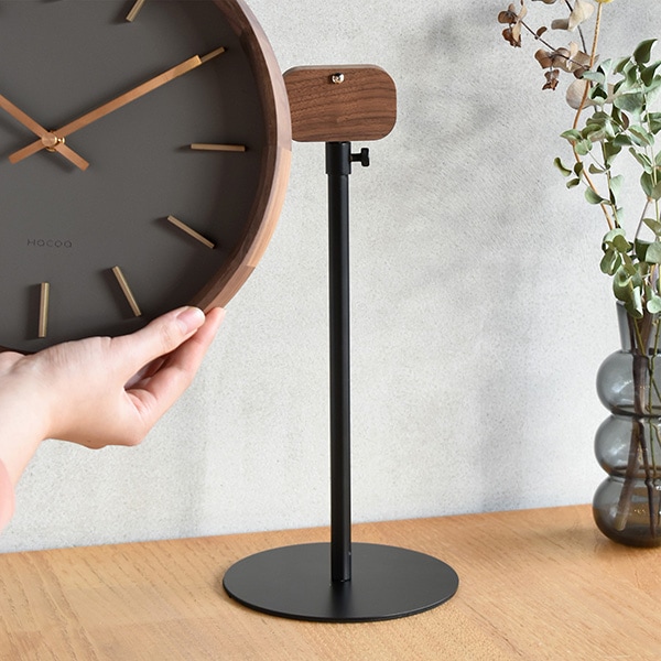 掛け時計を置き型にできる時計スタンド「Clock Stand」が入荷しました