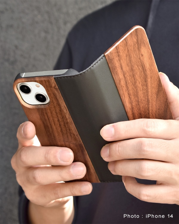 □【14/13】「iPhone 14/13 FLIPCASE」木目が美しい手帳型アイフォン 