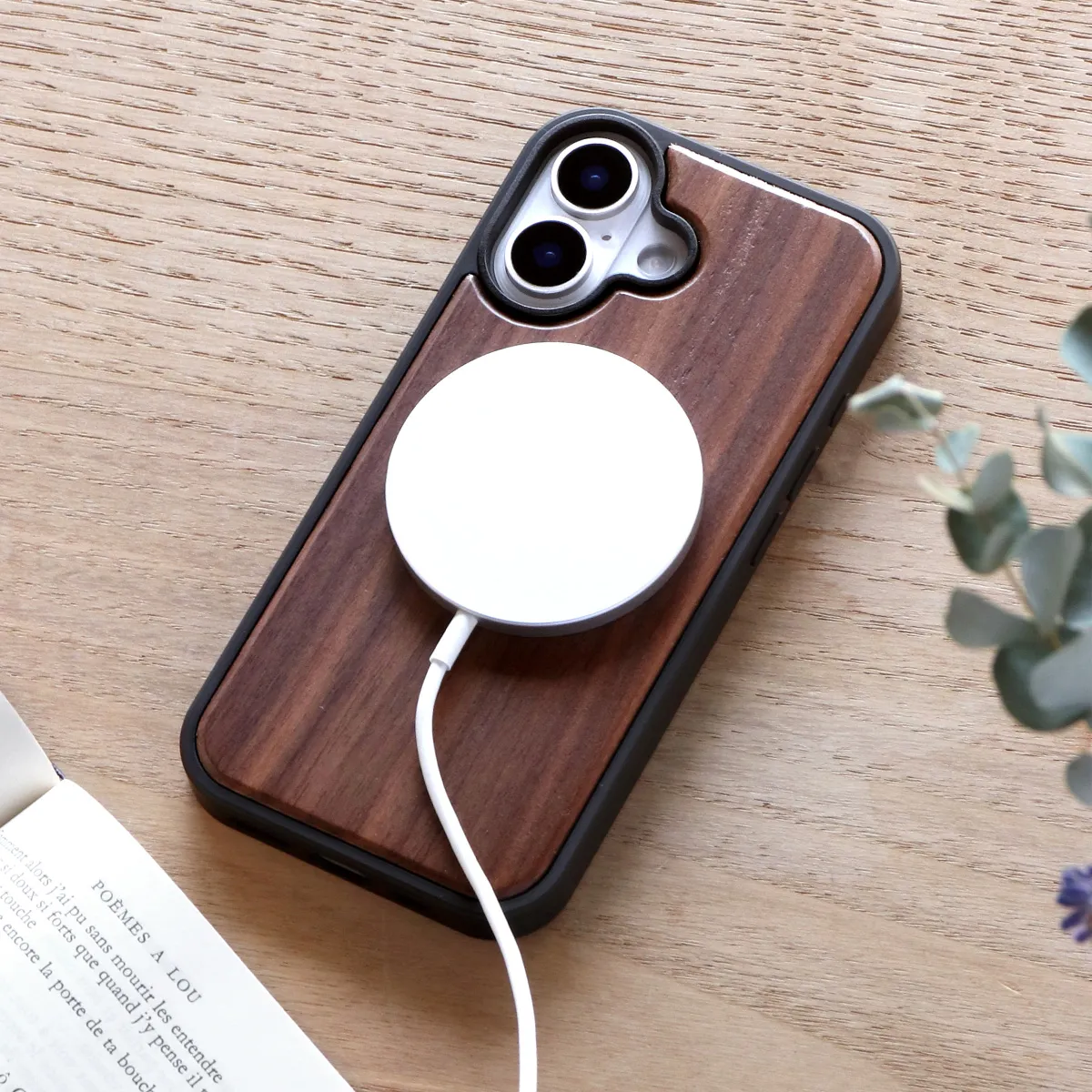 天然木とMagSafe機能を備えたiPhone 17木製ケース 詳細画像1