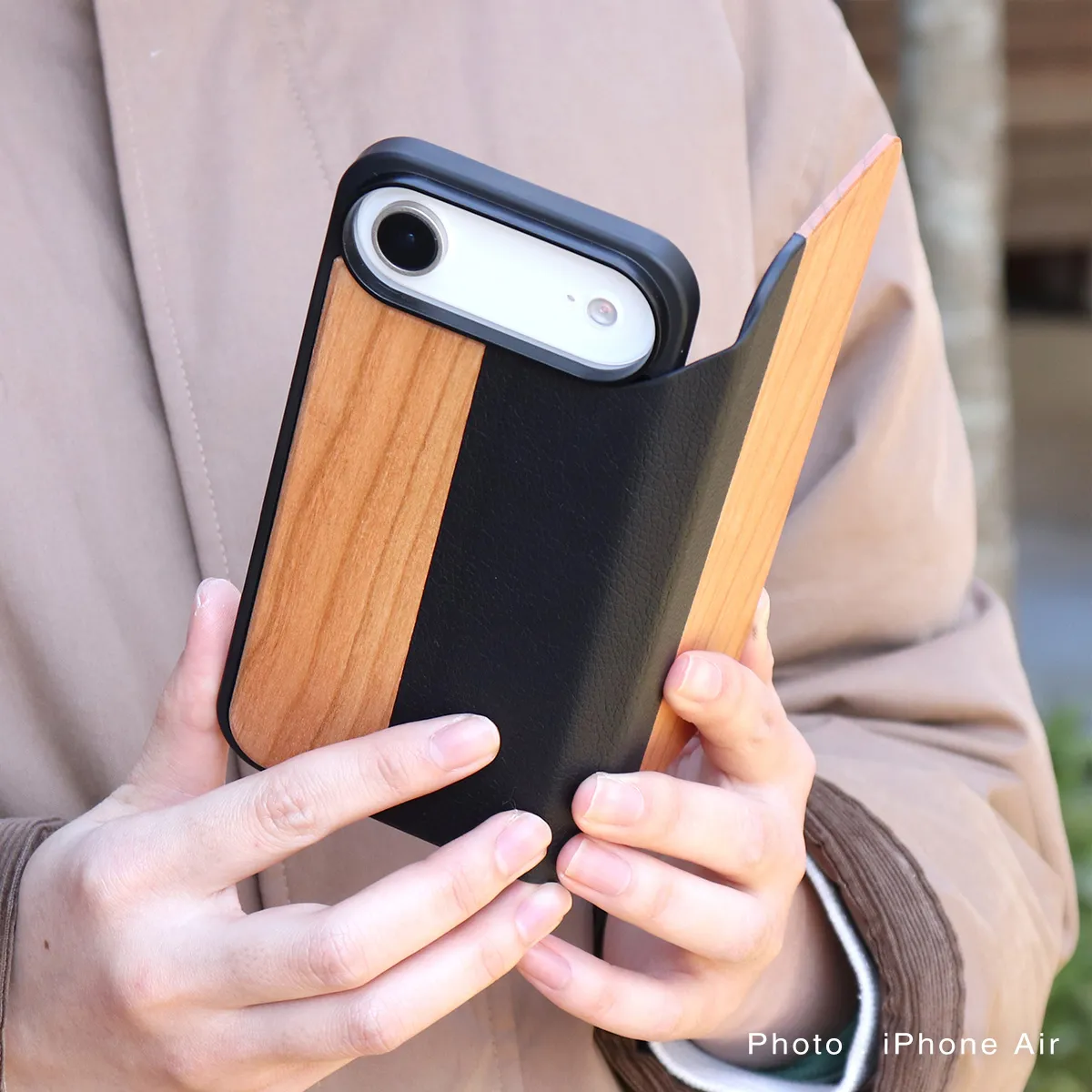 使い込むほどに味わいが増し、自分だけの風合いへと育ちます。