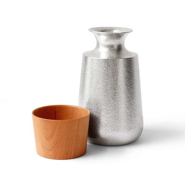 【Hacoa×能作】錫の徳利と天然木のお猪口セット
