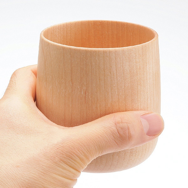 日本の伝統が生み出す現代的な美しいコップ・グラス「YUKI（国産水目桜）」MOHEIMブランド