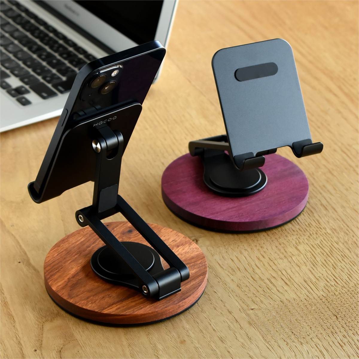 「Smartphone Stand Adjustable」にカリン・パープルハートが登場しました