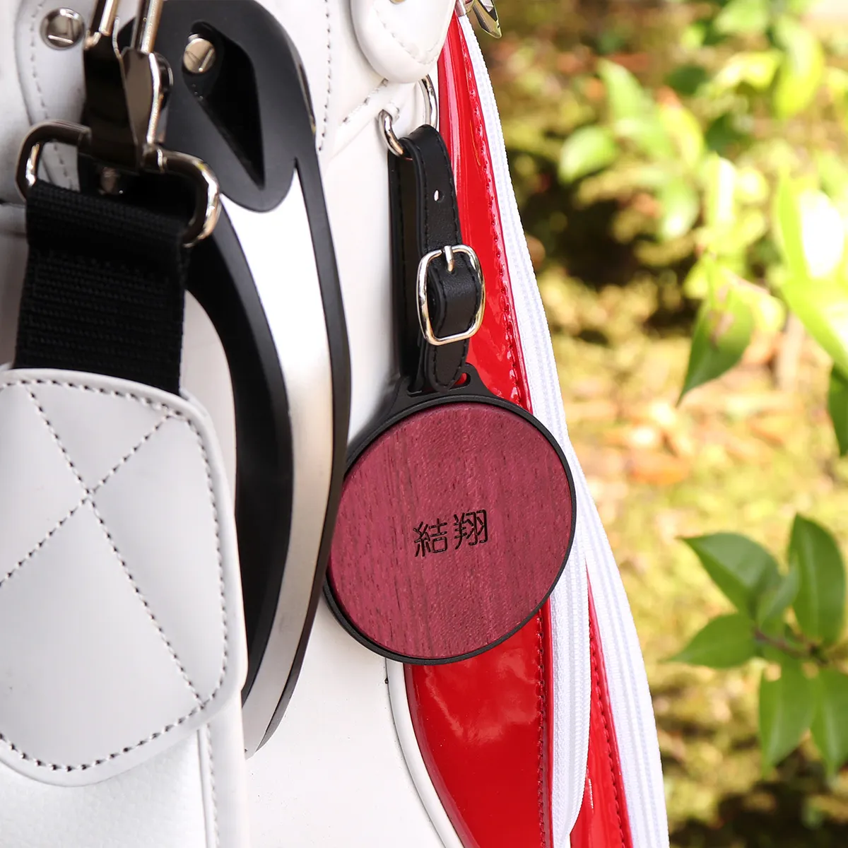 日常使いのバッグはもちろん、ゴルフバッグやスーツケースまで幅広いシーンで活躍。