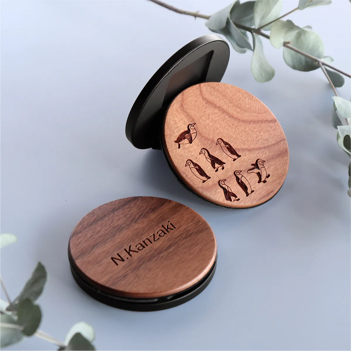 MagSafe対応の木製スマホスタンド