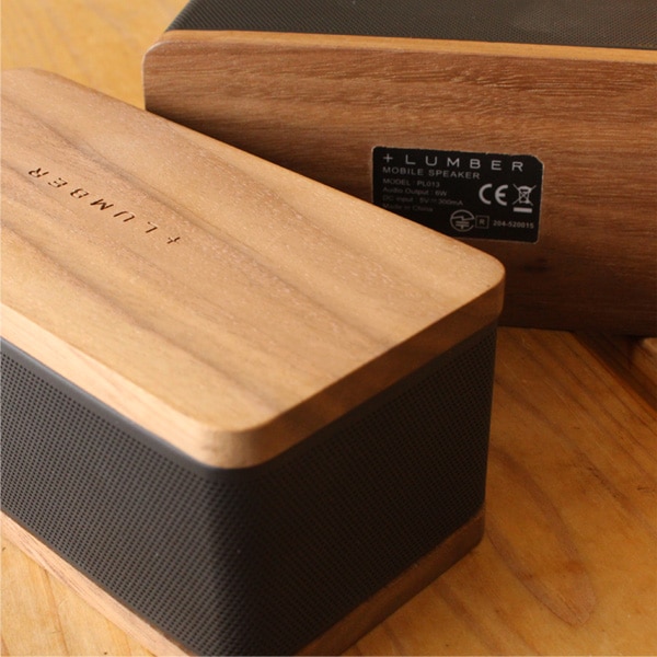 Mobile Speaker Bluetoothでスマホと接続可能 木目が美しいスピーカー おしゃれな北欧風木製雑貨 贈り物 名入れギフト Hacoaオンラインストア