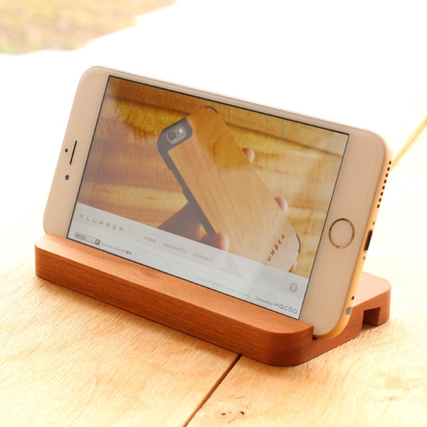 生産終了 Lumber Iphone6 6 Plus Xperia Z3 Z4 Z5対応 木製のスマートフォンスタンド ドック Smartphone Stand おしゃれな北欧風木製雑貨 贈り物 名入れギフト Hacoaオンラインストア