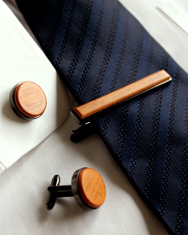 【セット】「TIE PINS  CUFF LINKS ギフトセット」木製ネクタイピン・カフリンクス（カフス） |  おしゃれな北欧風木製雑貨・贈り物・名入れギフト Hacoaオンラインストア